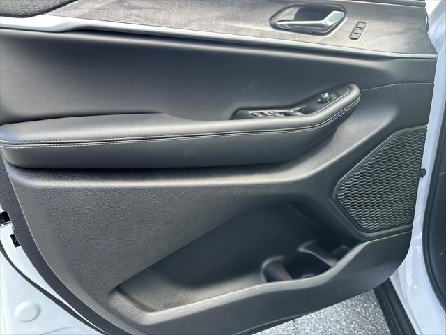 new 2025 Jeep Grand Cherokee car, priced at $48,579