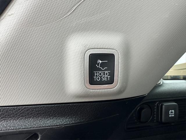 used 2022 Jeep Grand Cherokee car, priced at $32,988