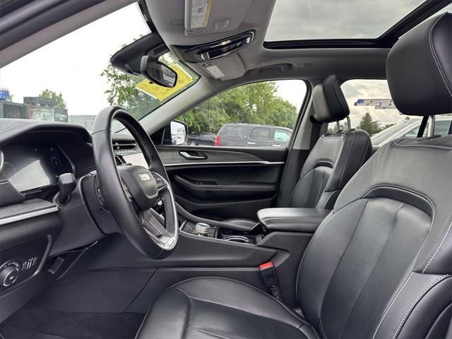 used 2022 Jeep Grand Cherokee car, priced at $32,988