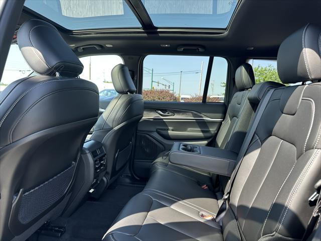 new 2025 Jeep Grand Cherokee car, priced at $47,085