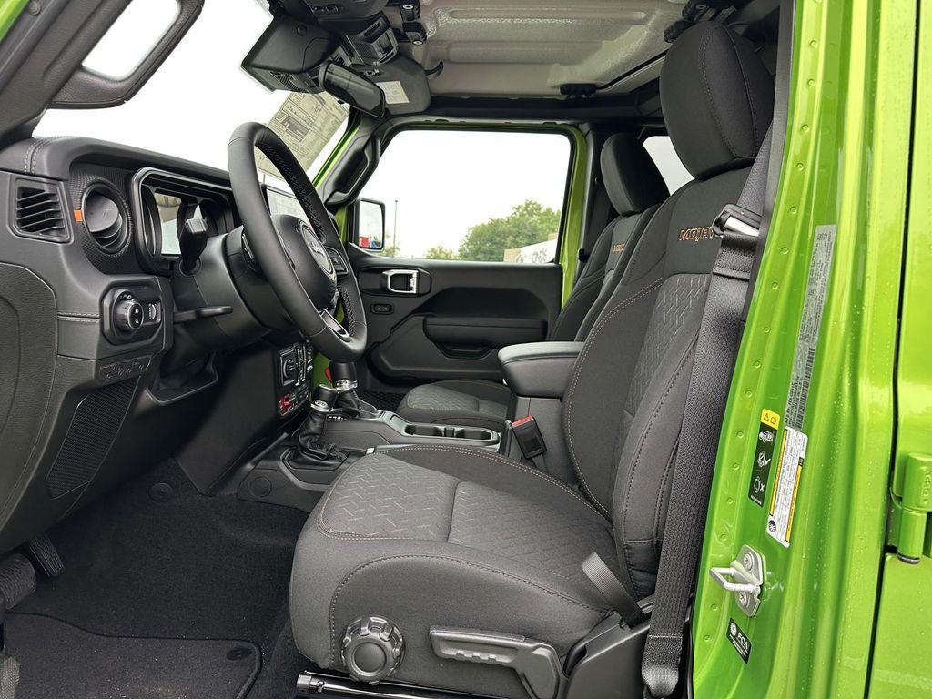 new 2025 Jeep Gladiator car, priced at $49,396