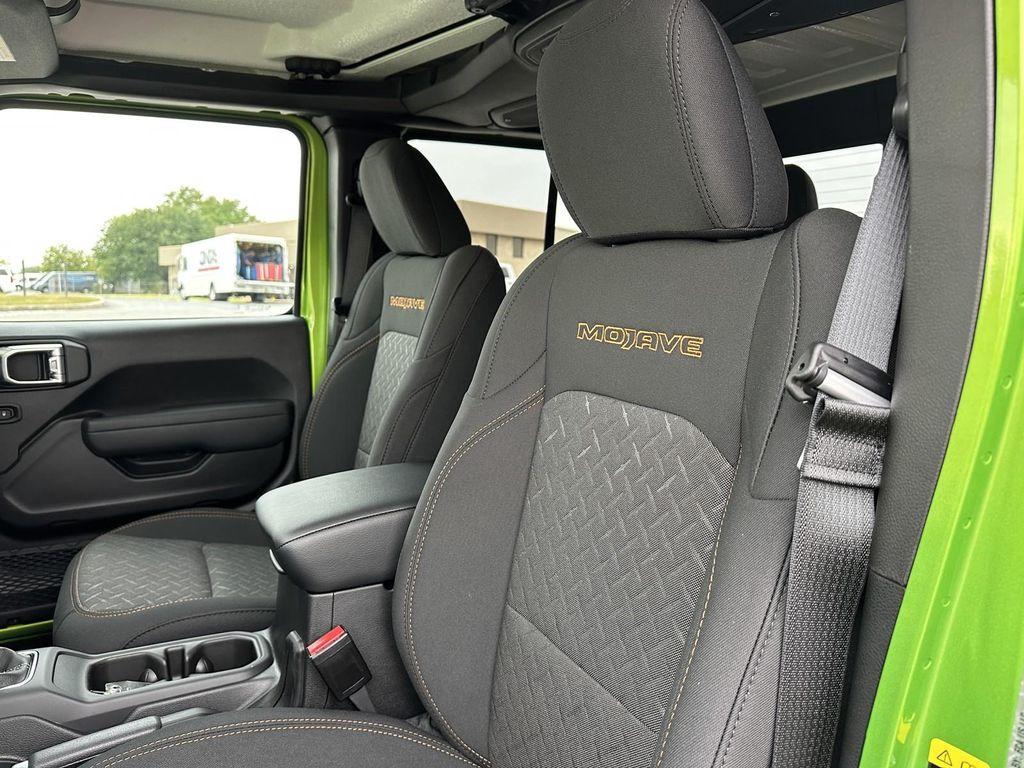 new 2025 Jeep Gladiator car, priced at $49,396