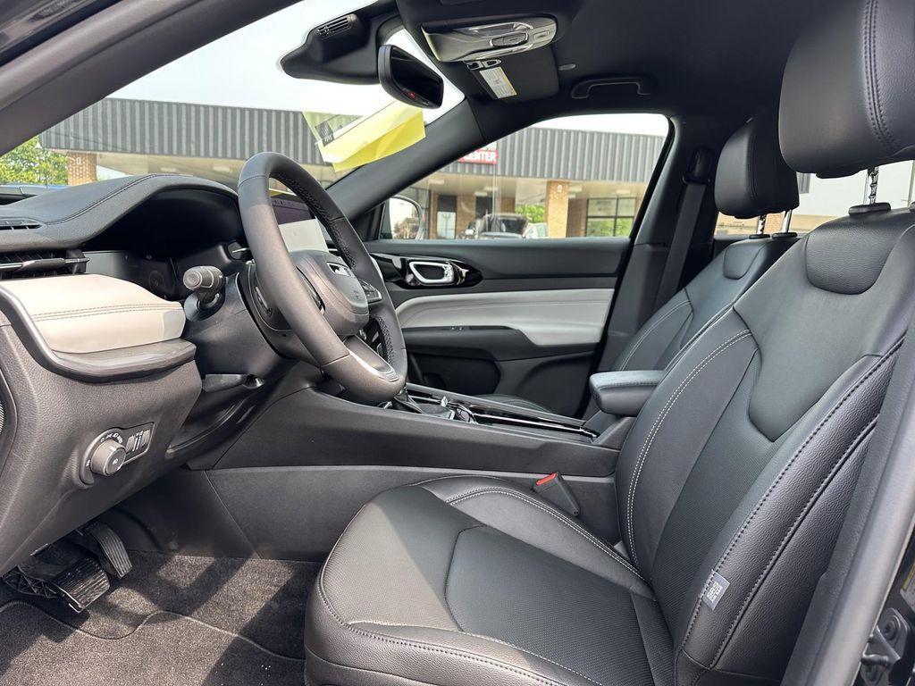 new 2025 Jeep Compass car, priced at $34,911