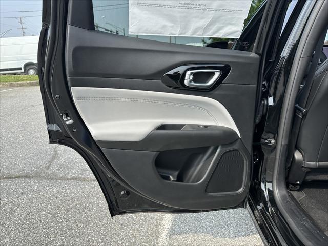 new 2025 Jeep Compass car, priced at $36,215