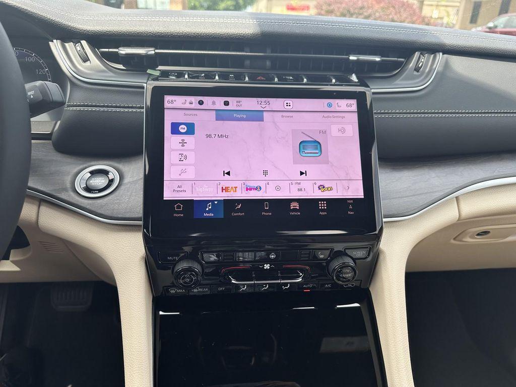 new 2025 Jeep Grand Cherokee L car, priced at $50,180