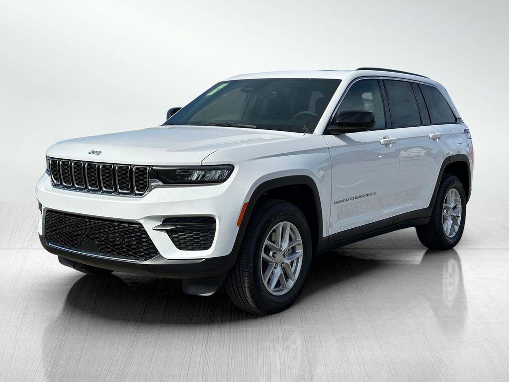 new 2025 Jeep Grand Cherokee car, priced at $37,242