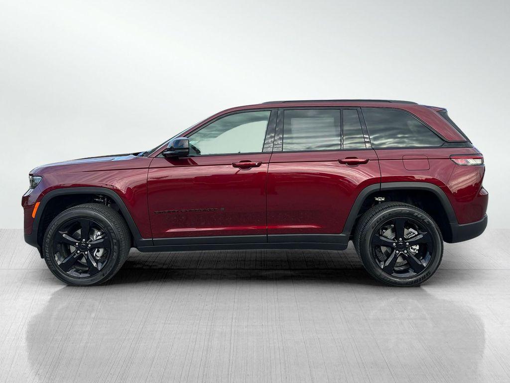 new 2025 Jeep Grand Cherokee car, priced at $41,538