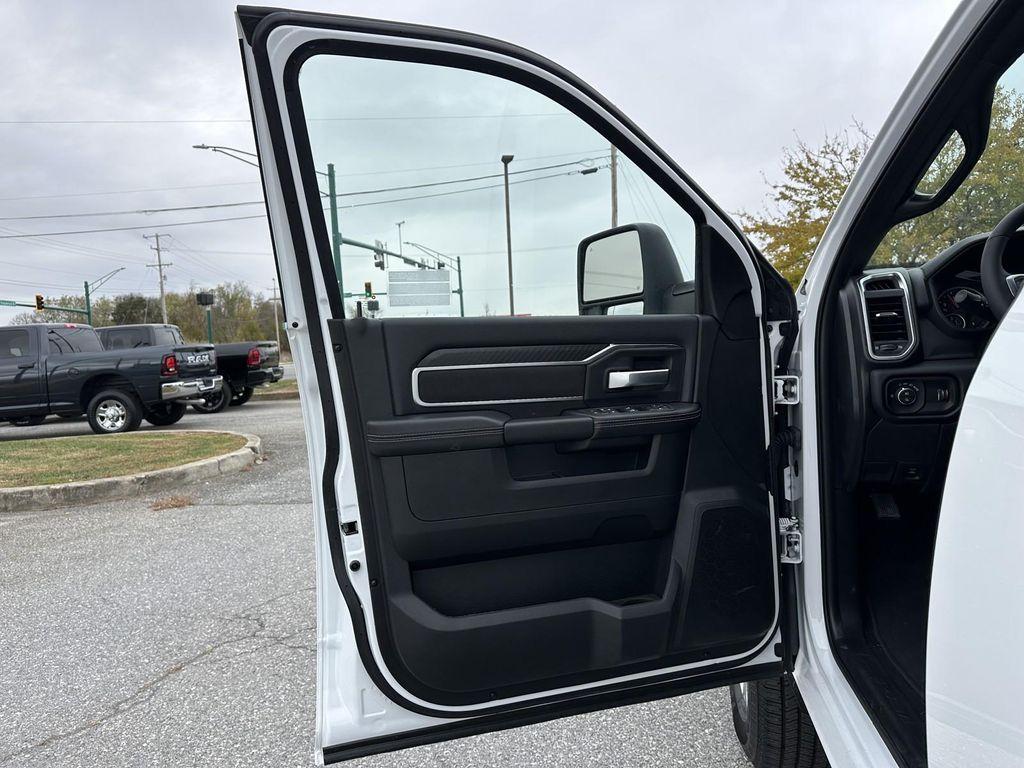 new 2025 Ram 2500 car, priced at $66,083