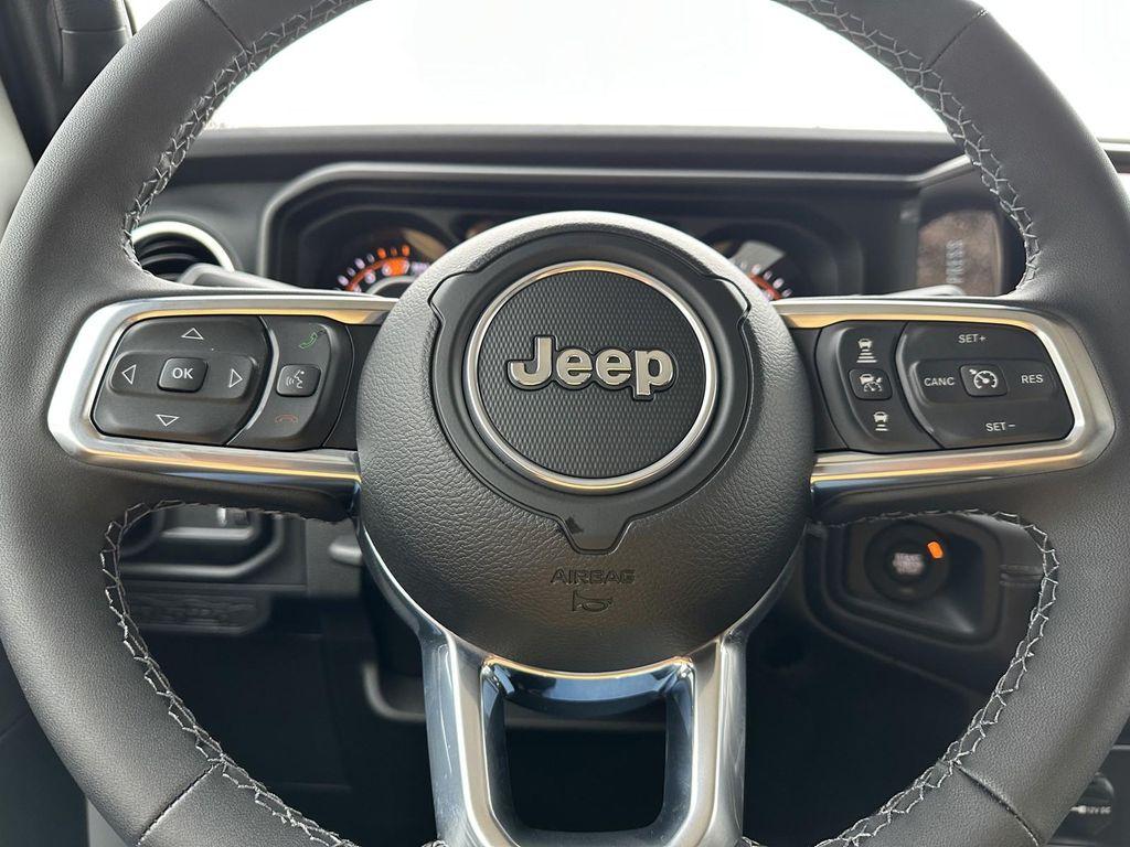 new 2025 Jeep Wrangler car, priced at $50,613