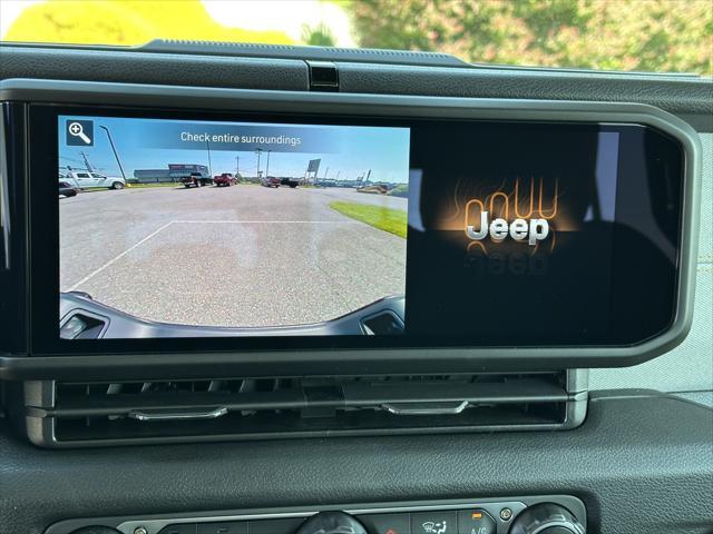 new 2025 Jeep Gladiator car, priced at $47,881