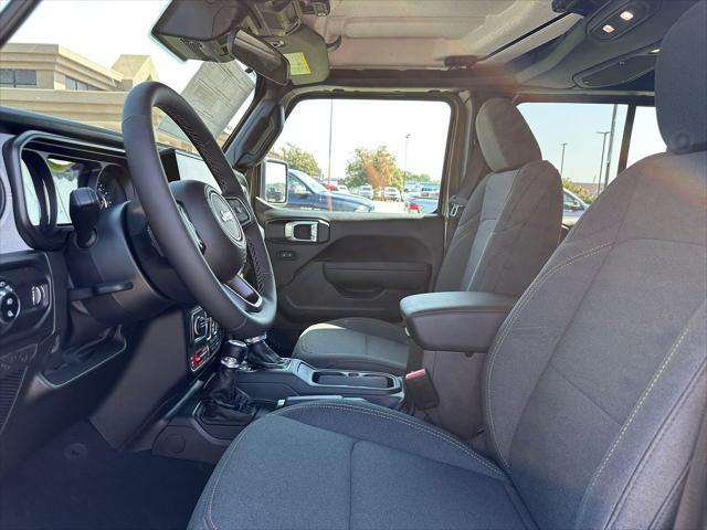 new 2025 Jeep Gladiator car, priced at $47,881