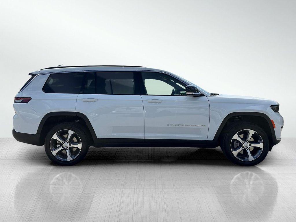 new 2025 Jeep Grand Cherokee L car, priced at $49,554