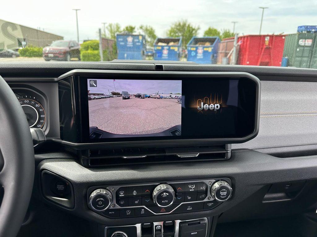 new 2025 Jeep Gladiator car, priced at $46,259