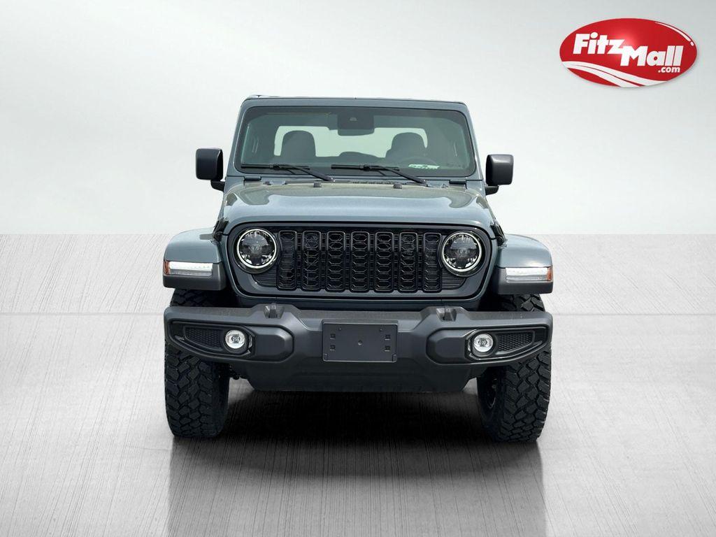new 2025 Jeep Gladiator car, priced at $46,259