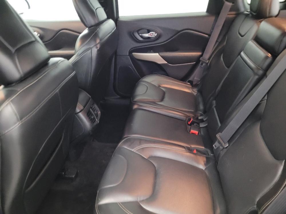 used 2018 Jeep Cherokee car, priced at $18,395