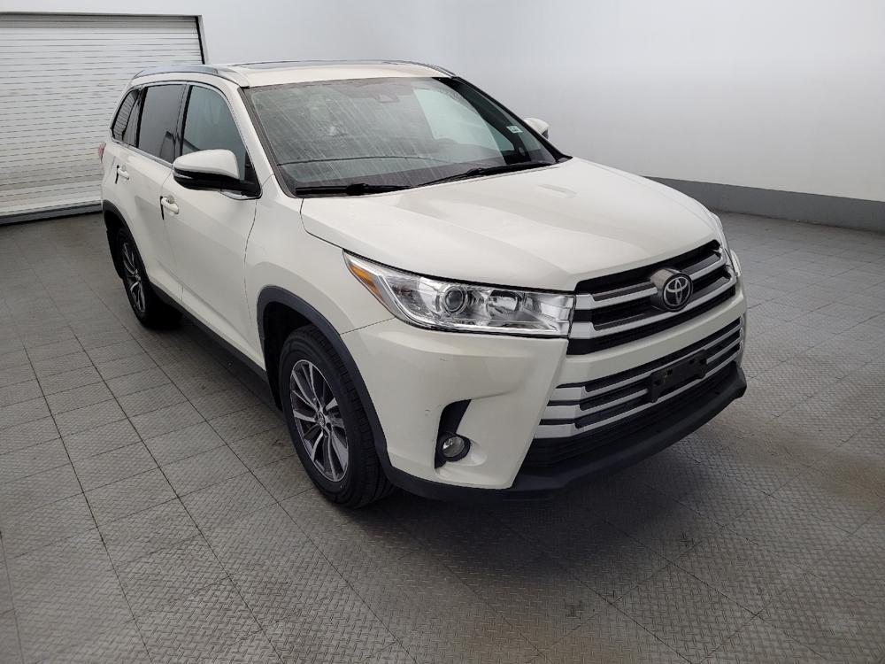 used 2019 Toyota Highlander car, priced at $22,395