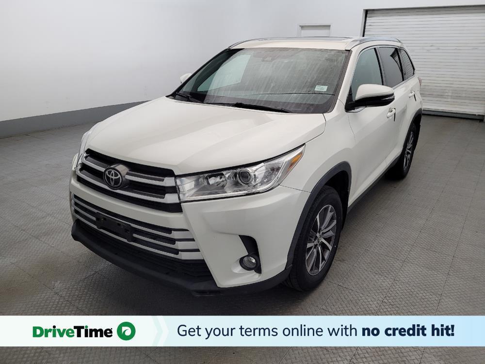 used 2019 Toyota Highlander car, priced at $22,895