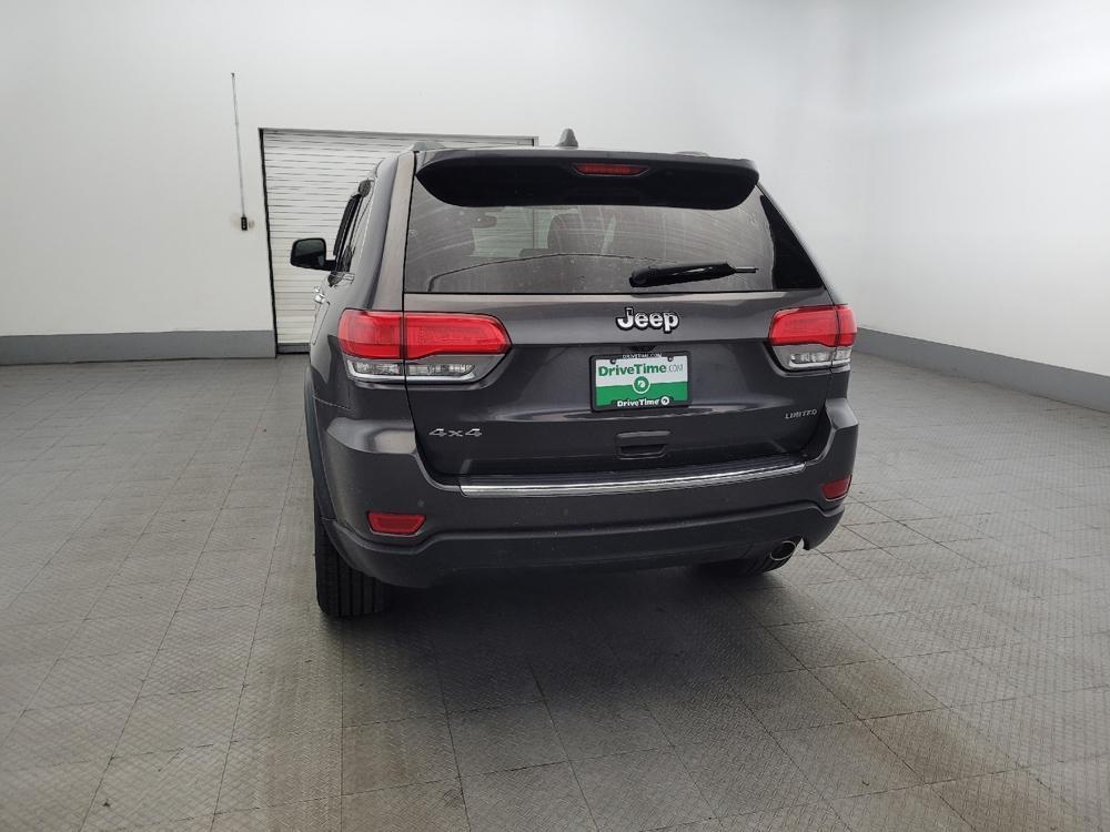 used 2018 Jeep Grand Cherokee car, priced at $17,595