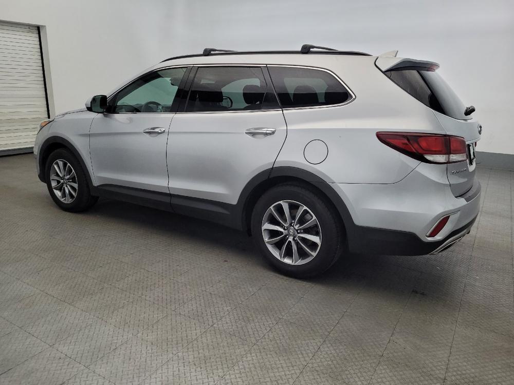 used 2018 Hyundai Santa Fe car, priced at $19,795