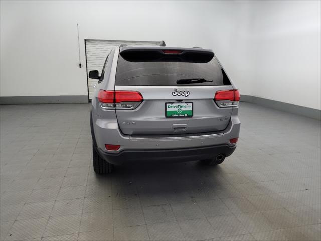 used 2017 Jeep Grand Cherokee car, priced at $17,395