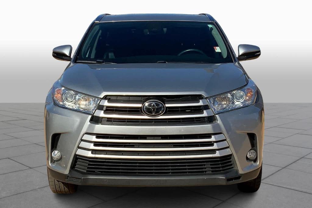 used 2018 Toyota Highlander car, priced at $21,933