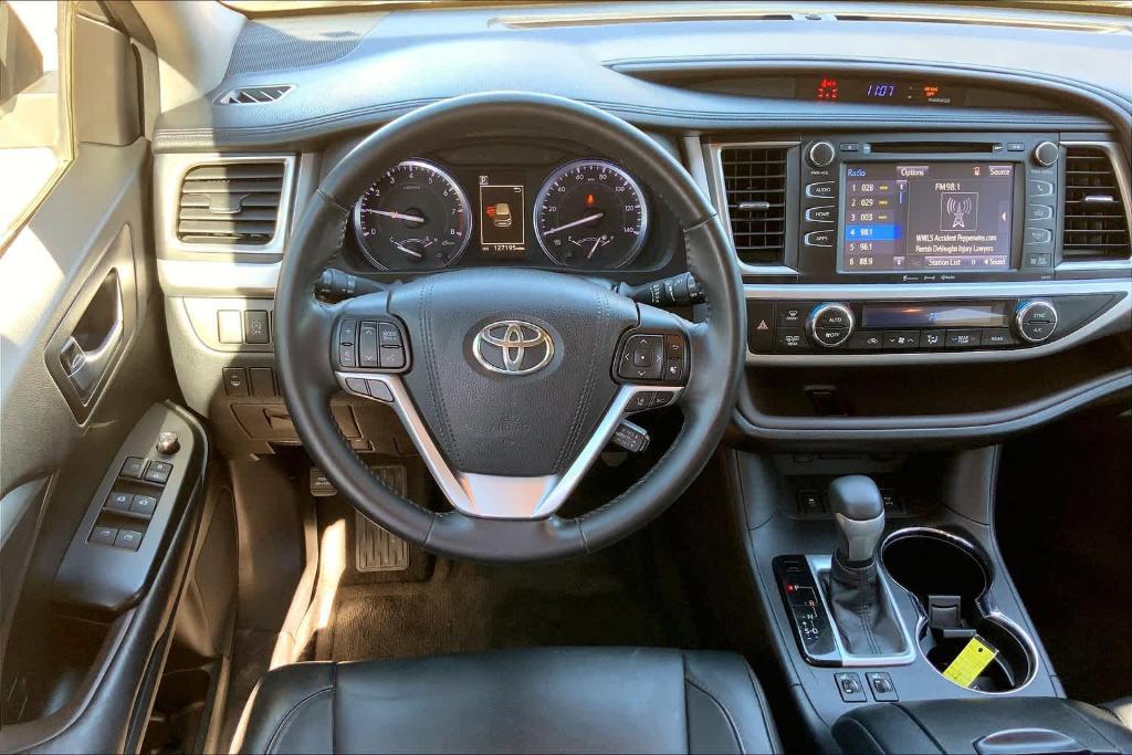 used 2018 Toyota Highlander car, priced at $21,933