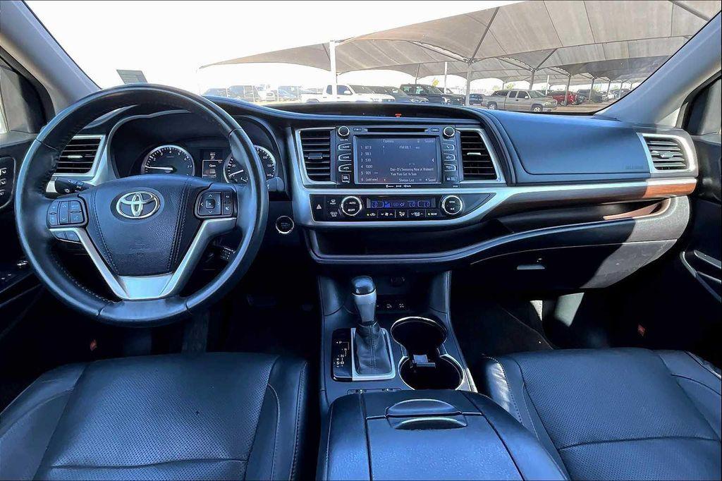 used 2016 Toyota Highlander car, priced at $16,900