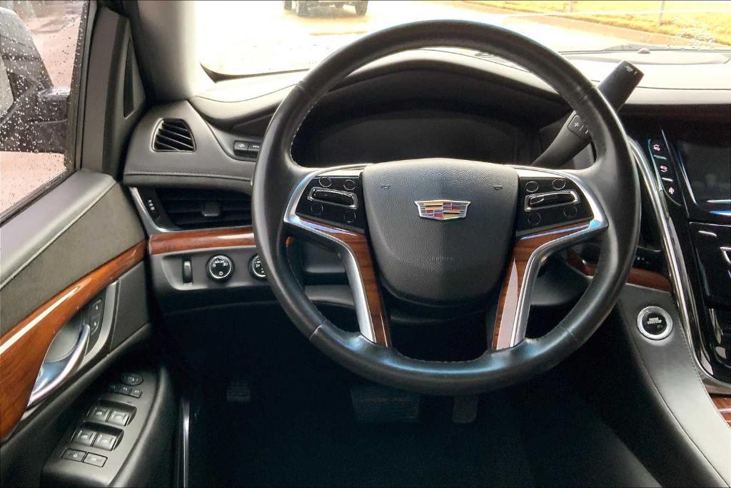 used 2015 Cadillac Escalade car, priced at $20,900