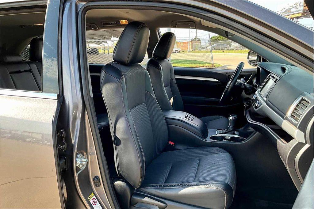 used 2017 Toyota Highlander car, priced at $20,498