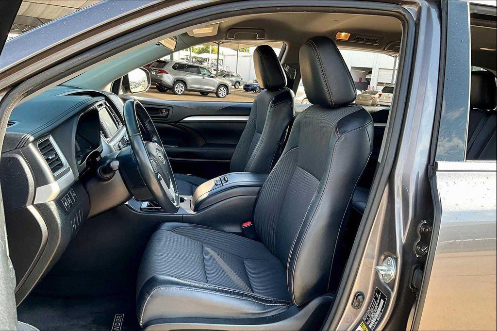 used 2017 Toyota Highlander car, priced at $20,498
