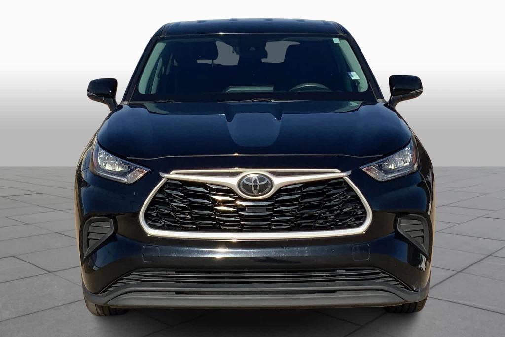 used 2020 Toyota Highlander car, priced at $26,900