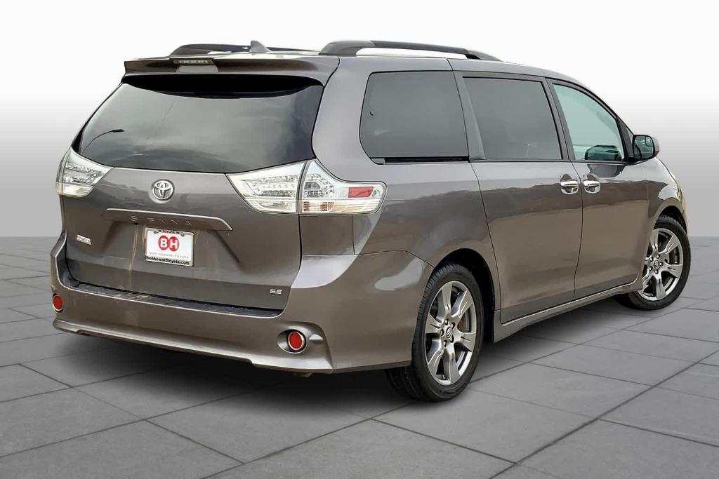 used 2018 Toyota Sienna car, priced at $21,954