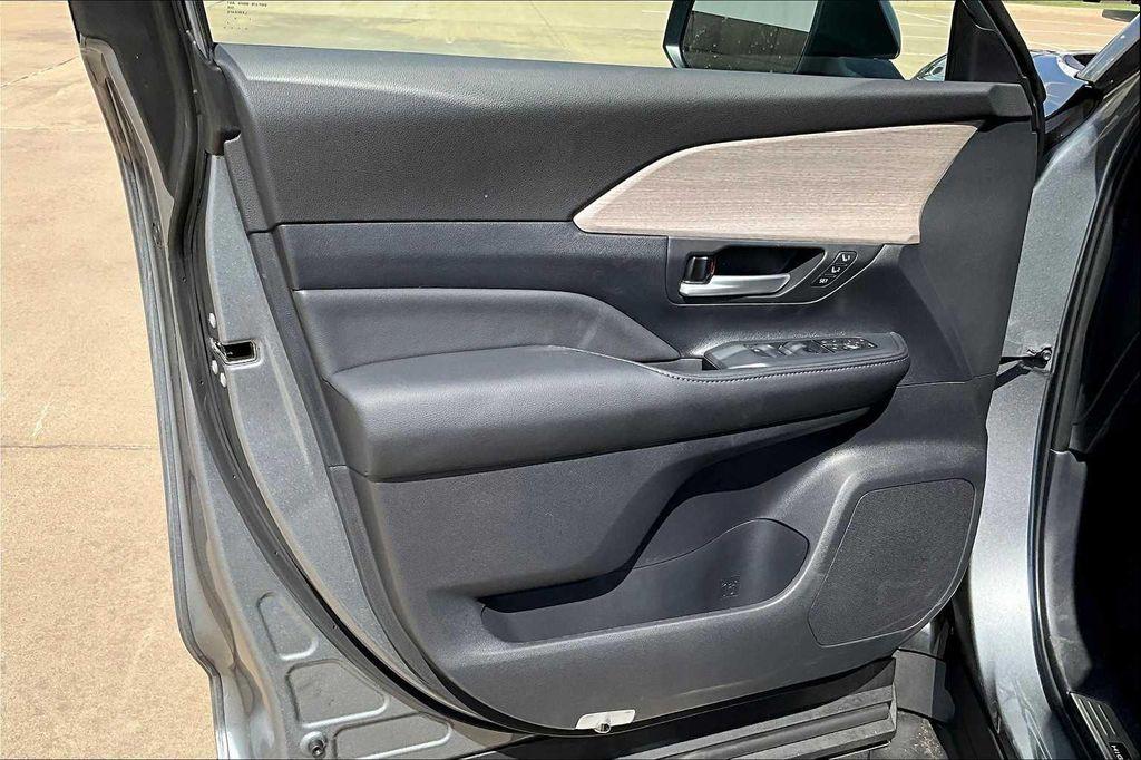 new 2026 Toyota Grand Highlander car, priced at $60,612