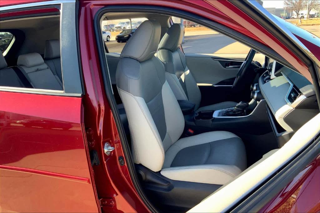 used 2020 Toyota RAV4 car, priced at $33,900