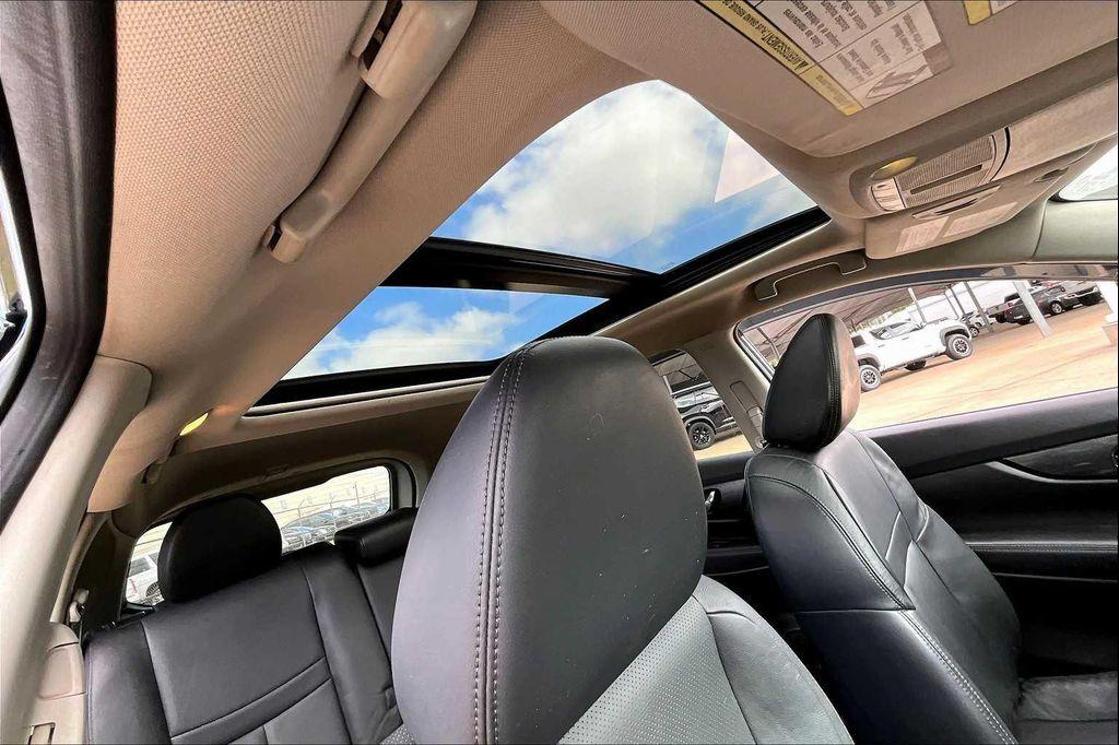 used 2015 Nissan Rogue car, priced at $10,909