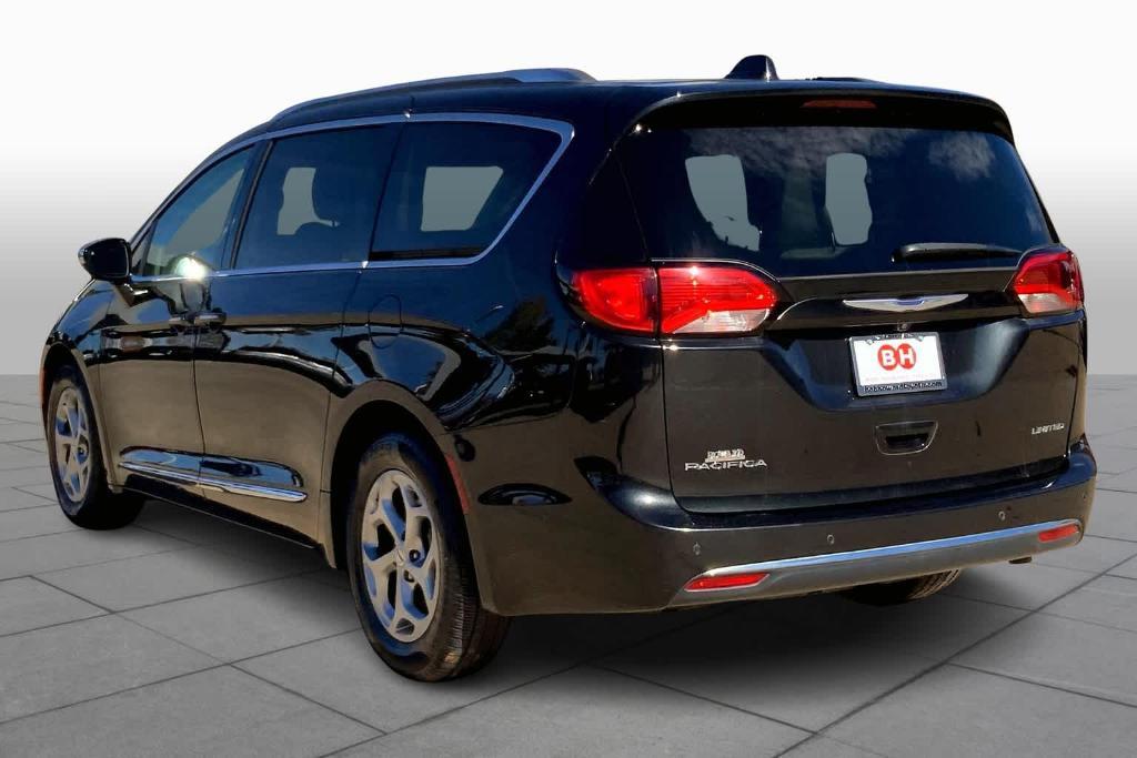 used 2018 Chrysler Pacifica car, priced at $18,900