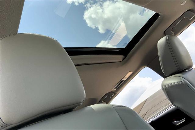 used 2019 Toyota Highlander car, priced at $24,877