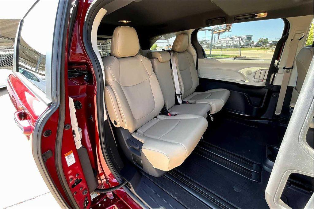 used 2022 Toyota Sienna car, priced at $43,900