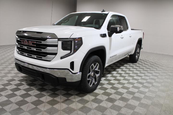 new 2025 GMC Sierra 1500 car, priced at $54,905