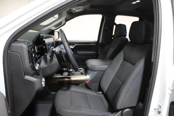 new 2025 GMC Sierra 1500 car, priced at $54,050