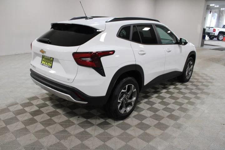 new 2025 Chevrolet Trax car, priced at $21,385