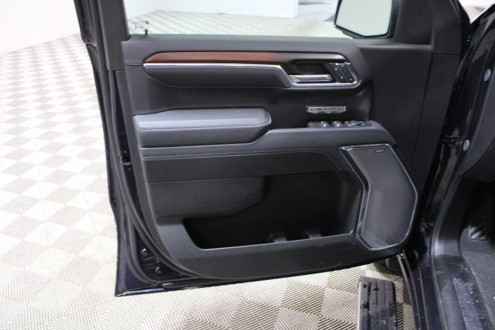 new 2025 GMC Sierra 1500 car, priced at $66,005