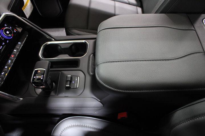 new 2025 GMC Sierra 1500 car, priced at $66,005
