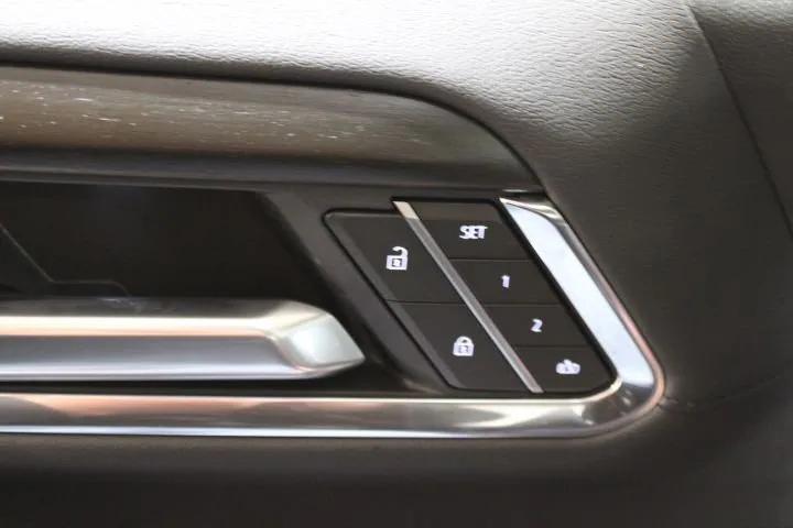 new 2025 GMC Sierra 1500 car, priced at $62,005