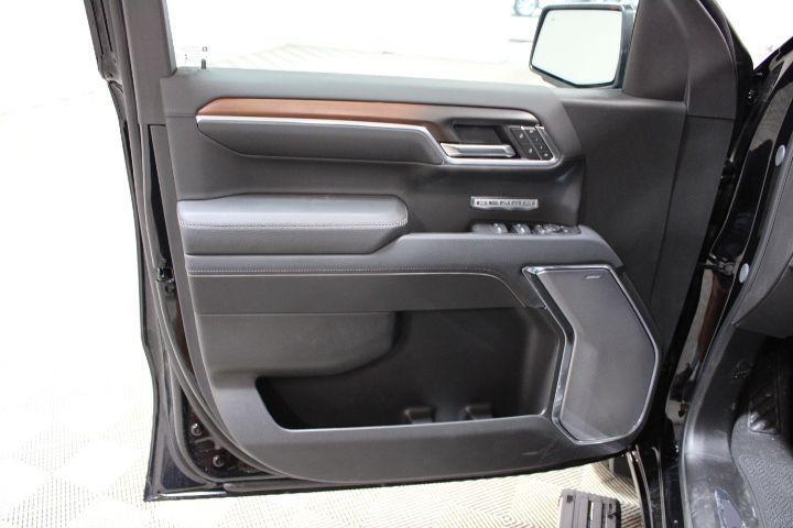 new 2025 GMC Sierra 1500 car, priced at $66,005