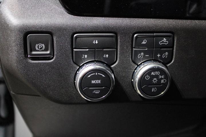 new 2025 GMC Sierra 2500 car, priced at $68,640