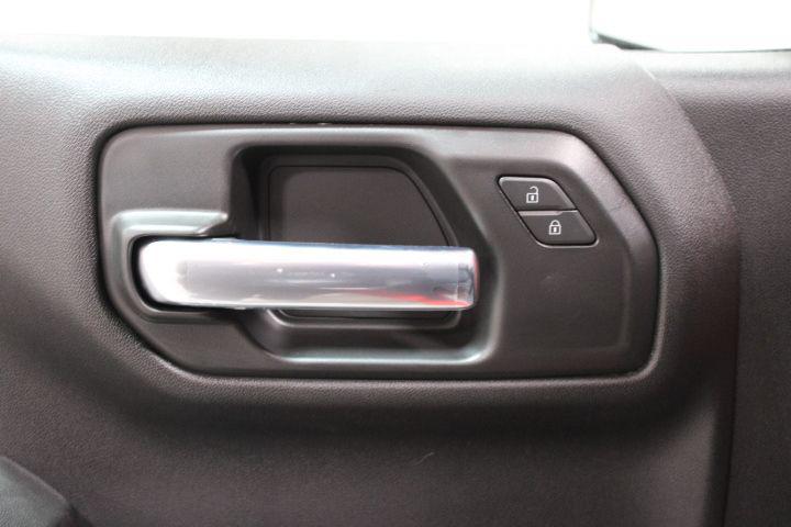 new 2025 GMC Sierra 1500 car, priced at $40,805