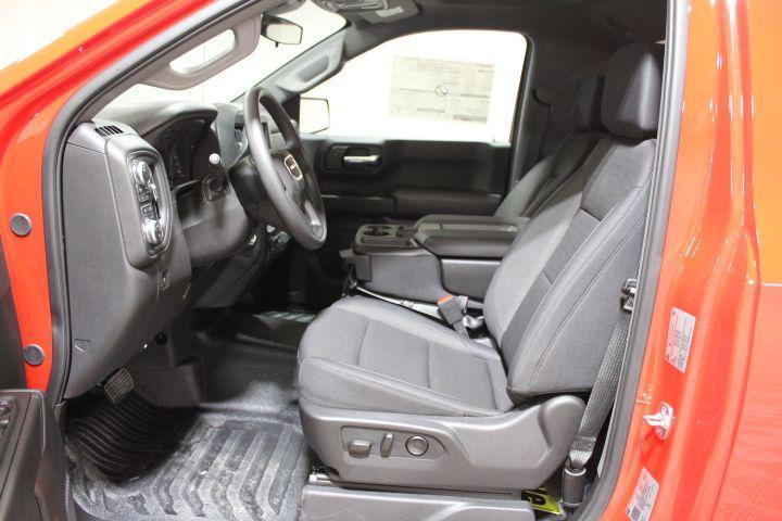 new 2025 GMC Sierra 1500 car, priced at $40,805