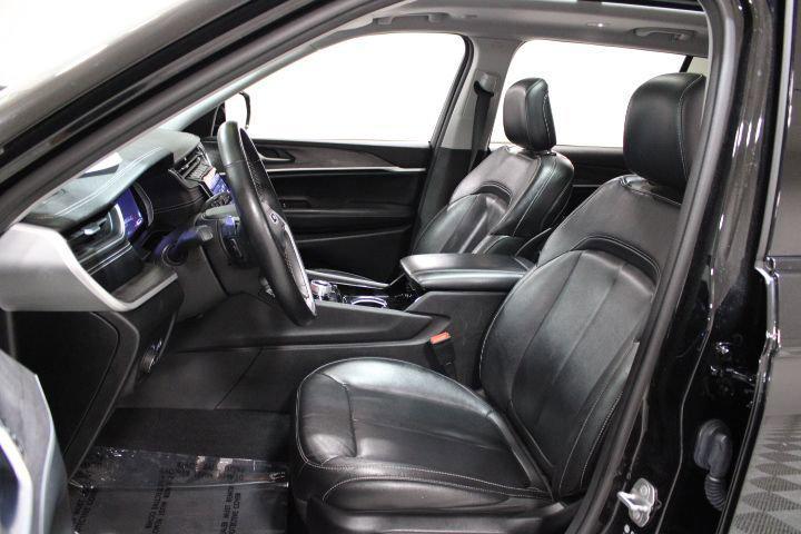 used 2022 Jeep Grand Cherokee L car, priced at $32,895