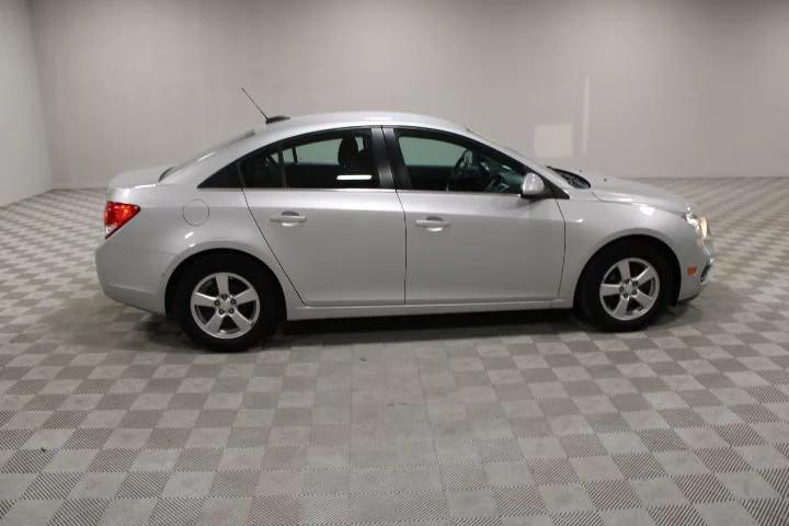 used 2016 Chevrolet Cruze Limited car, priced at $9,500